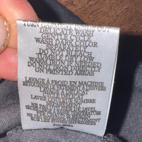 Z Supply T-Shirt with Lightning Bolt Design - Picture 4 of 6